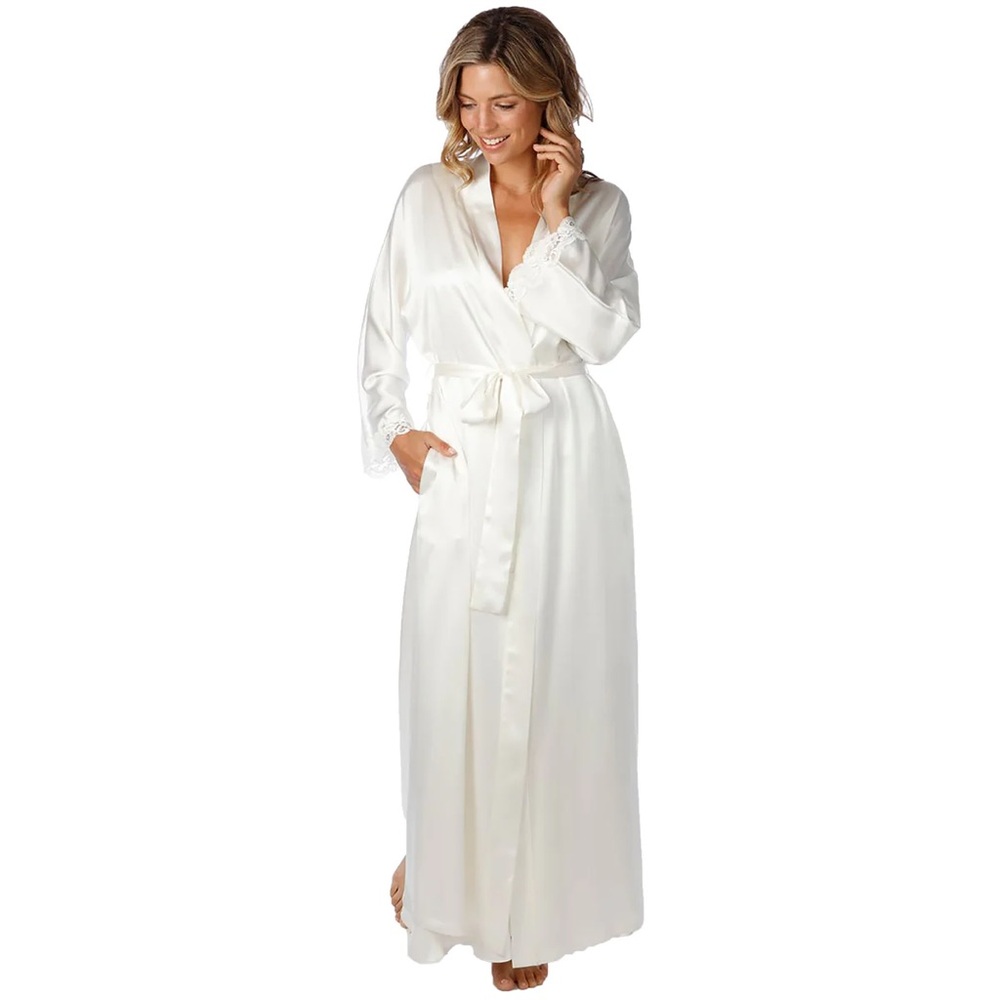 Christine Vancouver Sz M 100% Silk White Long Belted Bridal Lace Sleeve Hem Robe